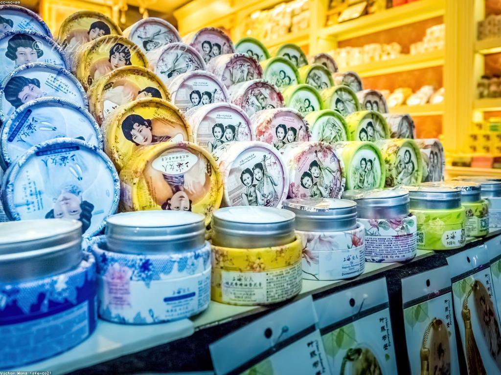 គន្លឹះសម្រស់ដើម្បីភាពភ្លឺធម្មជាតិក្នុងរដូវក្តៅ